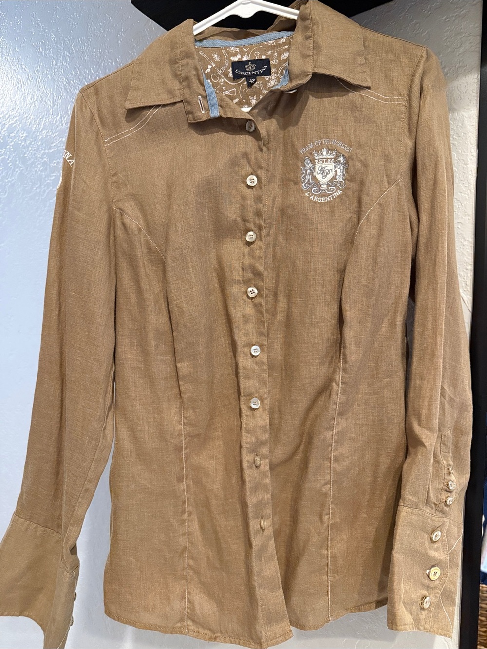 L’ARGENTINA Team of Princesses Linen Taupe Button Down Beach Polo Club of Africa